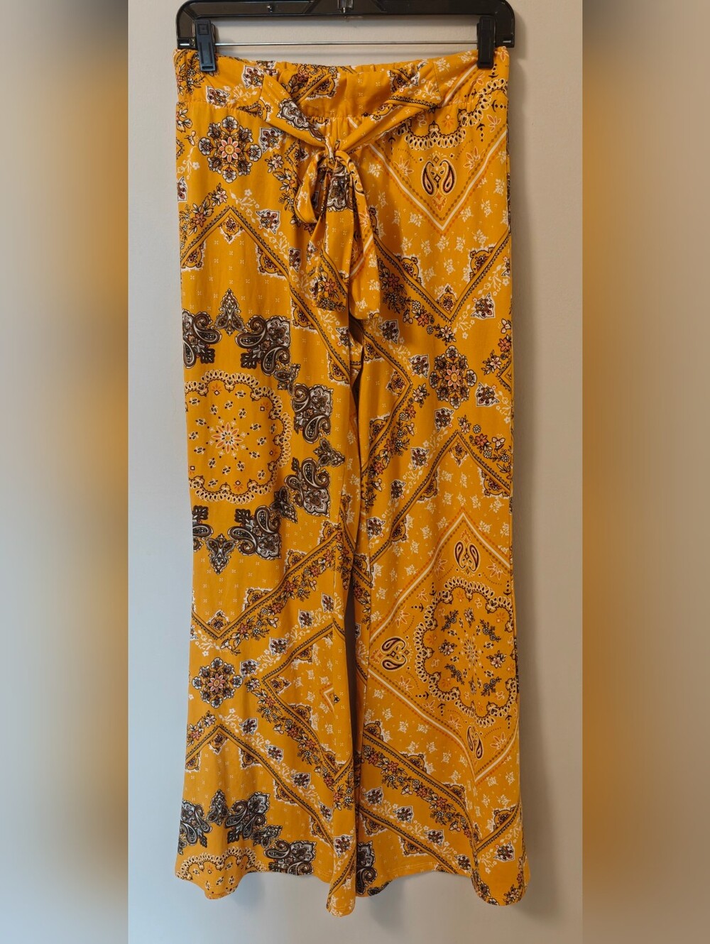 eye candy bandana paisley floral wide leg tie waist soft flowy pants size 1X